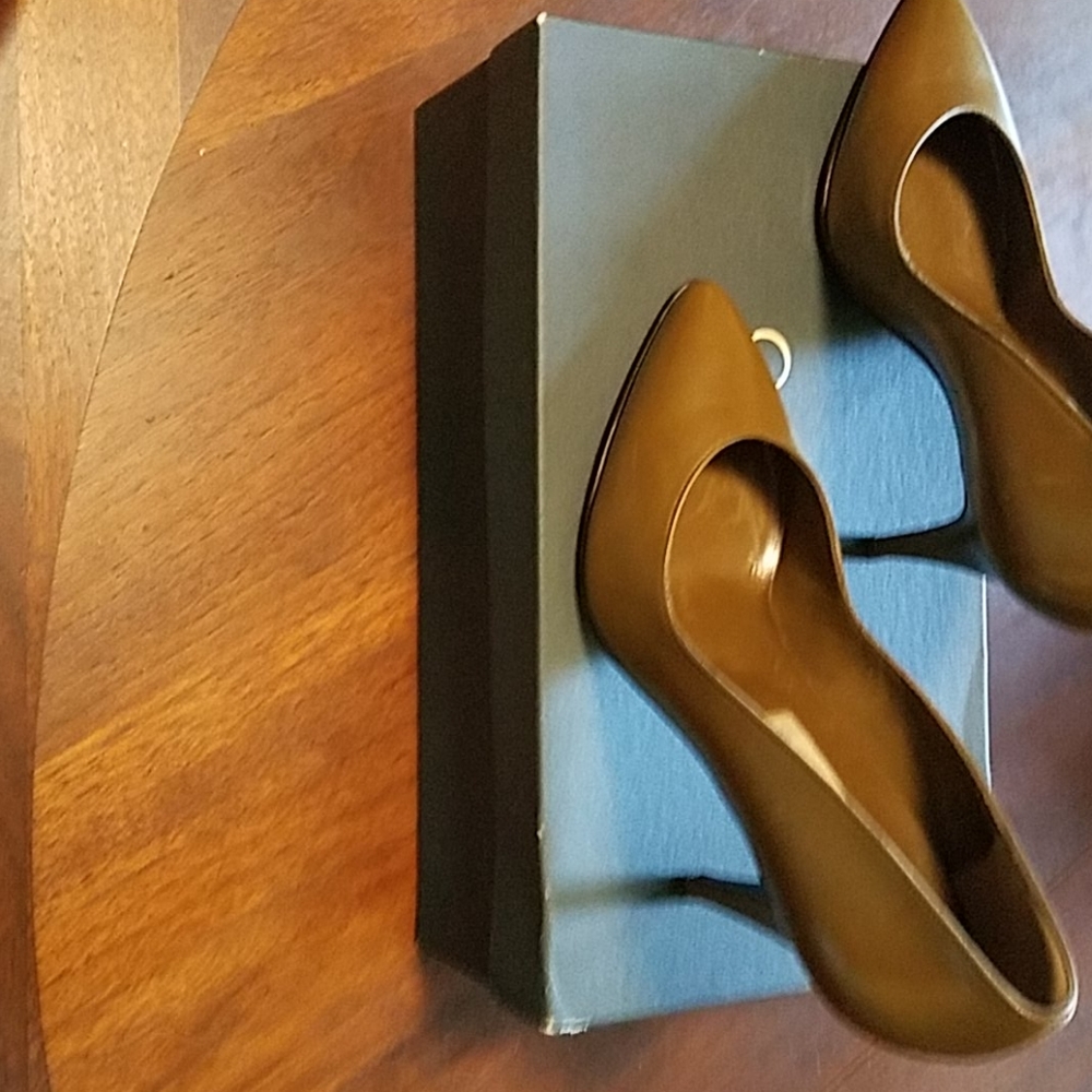 Shoes - Picture 2 of 2